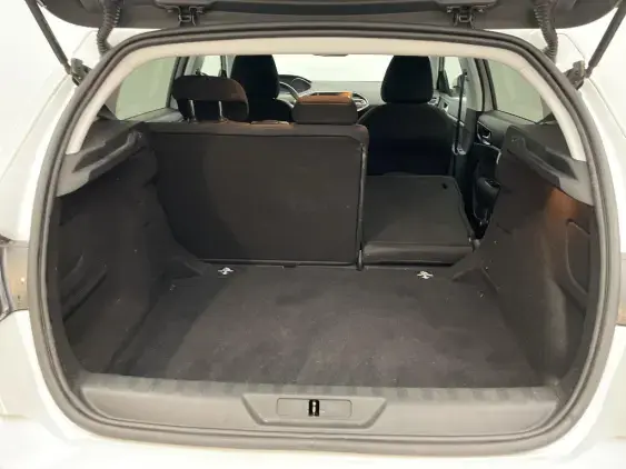 PEUGEOT 308 II - voiture d'occasion - Photo 16
