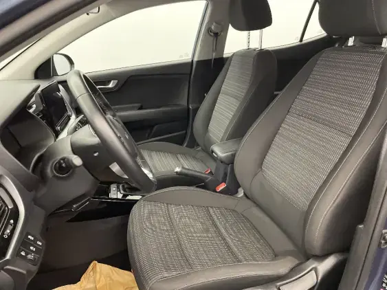 KIA STONIC - voiture d'occasion - Photo 17