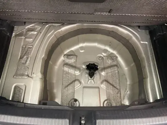 VOLKSWAGEN POLO VI - voiture d'occasion - Photo 17