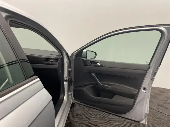 VOLKSWAGEN POLO VI - voiture d'occasion - Photo 20