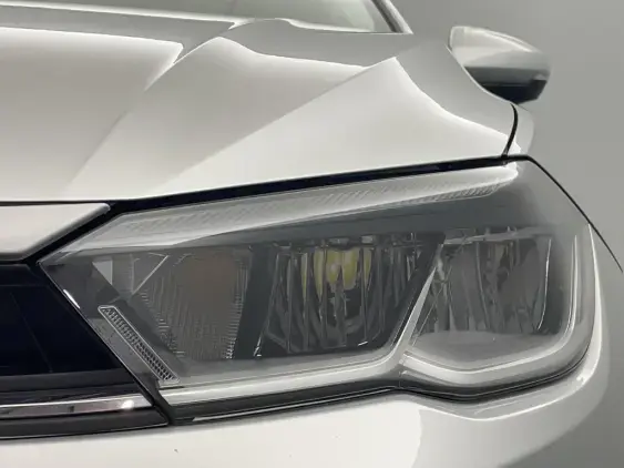 VOLKSWAGEN POLO VI - voiture d'occasion - Photo 22