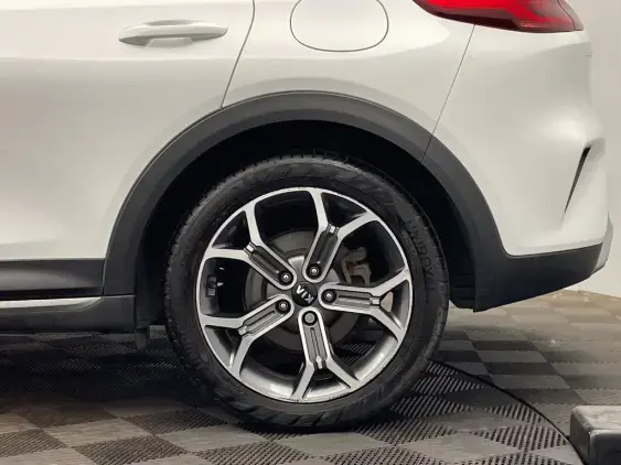 KIA XCEED - voiture d'occasion - Photo 23