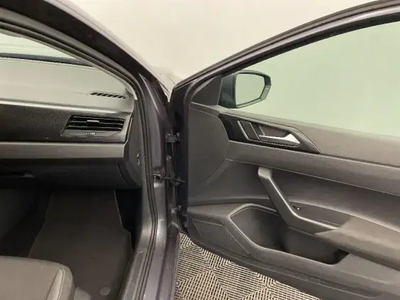 VOLKSWAGEN POLO VI - voiture d'occasion - Photo 20