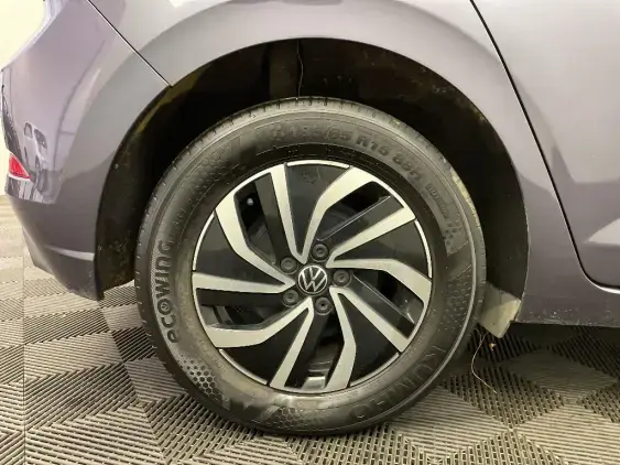 VOLKSWAGEN POLO VI - voiture d'occasion - Photo 25