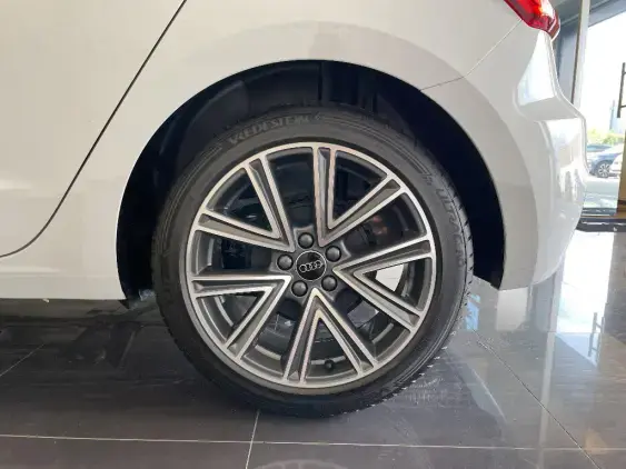 AUDI A1 SPORTBACK II - voiture d'occasion - Photo 24