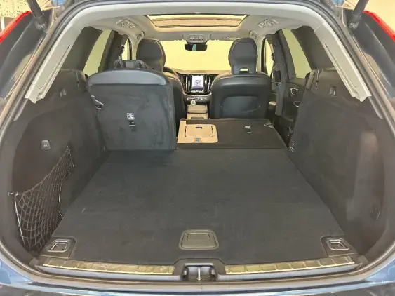 VOLVO XC60 II - voiture d'occasion - Photo 16