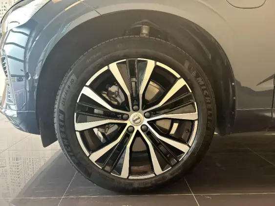 VOLVO XC60 II - voiture d'occasion - Photo 25