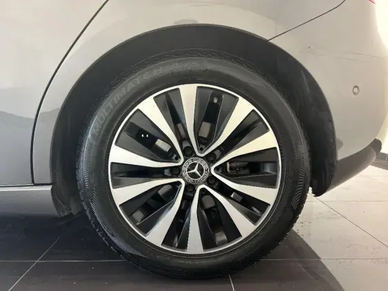 MERCEDES CLASSE A IV - voiture d'occasion - Photo 22