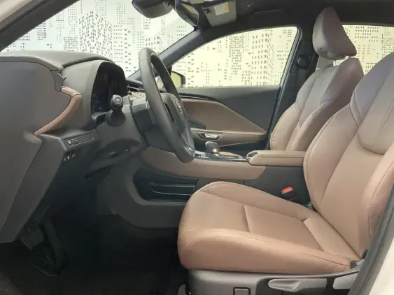 LEXUS LBX - voiture d'occasion - Photo 18