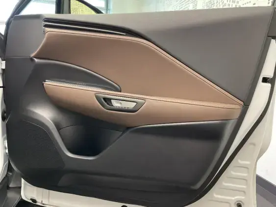 LEXUS LBX - voiture d'occasion - Photo 20