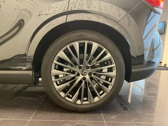 LEXUS RX V - voiture d'occasion - Photo 24