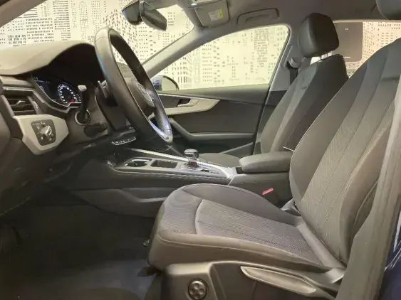 AUDI A4 AVANT - voiture d'occasion - Photo 18