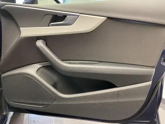 AUDI A4 AVANT - voiture d'occasion - Photo 20