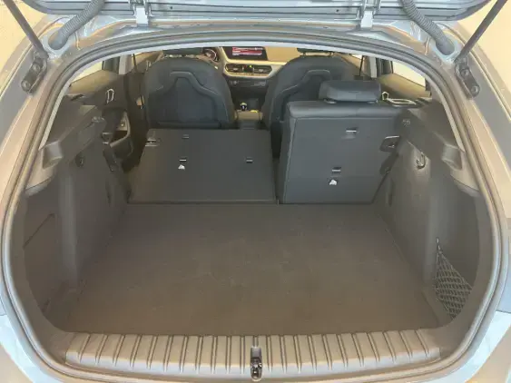 BMW SERIE 1 F40 - voiture d'occasion - Photo 16