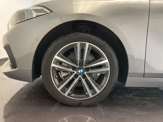 BMW SERIE 1 F40 - voiture d'occasion - Photo 22