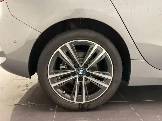 BMW SERIE 1 F40 - voiture d'occasion - Photo 24