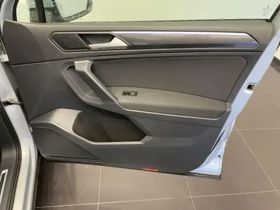 VOLKSWAGEN TIGUAN II - voiture d'occasion - Photo 20