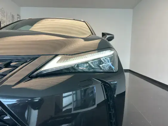 LEXUS UX - voiture d'occasion - Photo 22