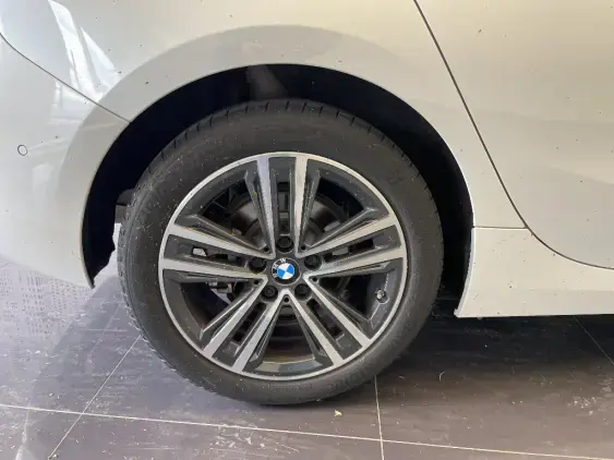 BMW SERIE 1 F40 - voiture d'occasion - Photo 24