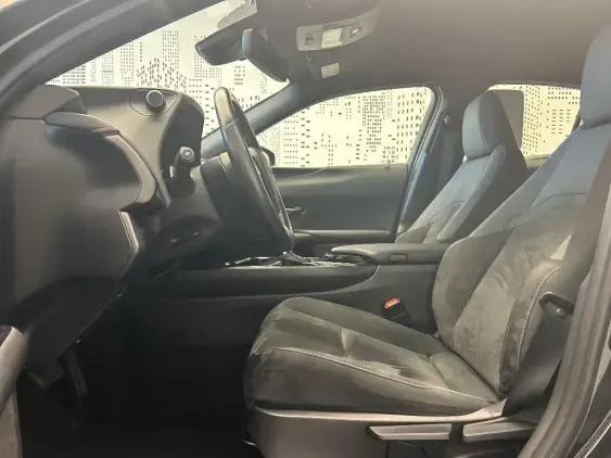 LEXUS UX - voiture d'occasion - Photo 18