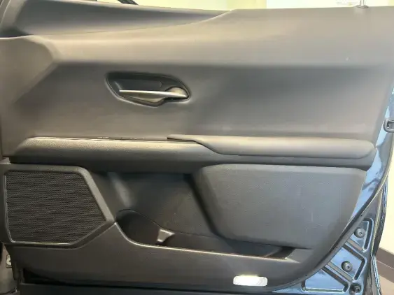 LEXUS UX - voiture d'occasion - Photo 20