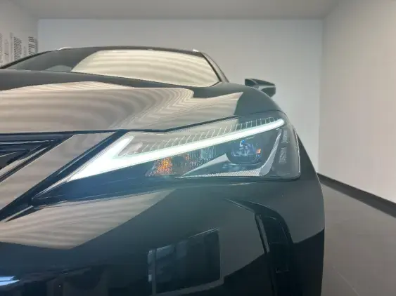 LEXUS UX - voiture d'occasion - Photo 21