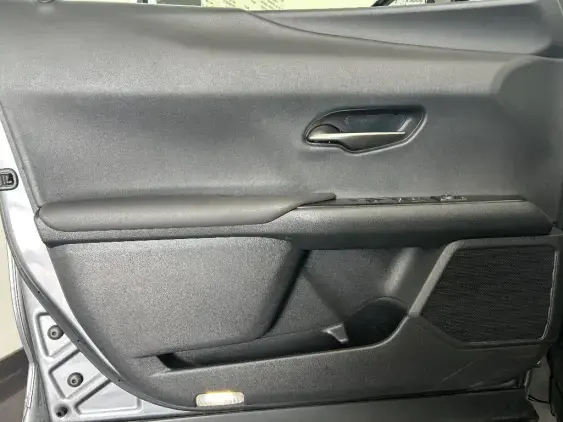 LEXUS UX - voiture d'occasion - Photo 19