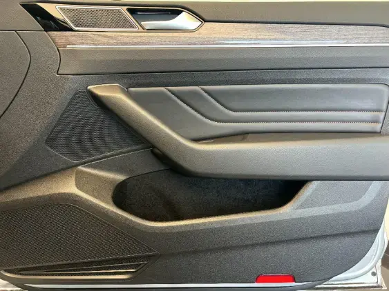 VOLKSWAGEN PASSAT SW IX - voiture d'occasion - Photo 20