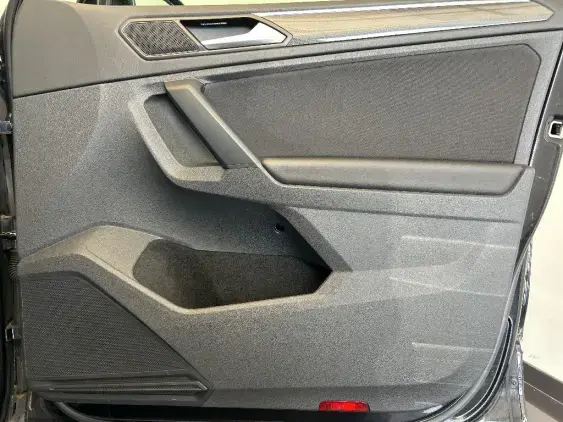 VOLKSWAGEN TIGUAN II - voiture d'occasion - Photo 19