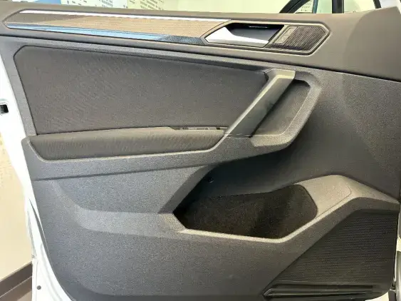 VOLKSWAGEN TIGUAN II - voiture d'occasion - Photo 19