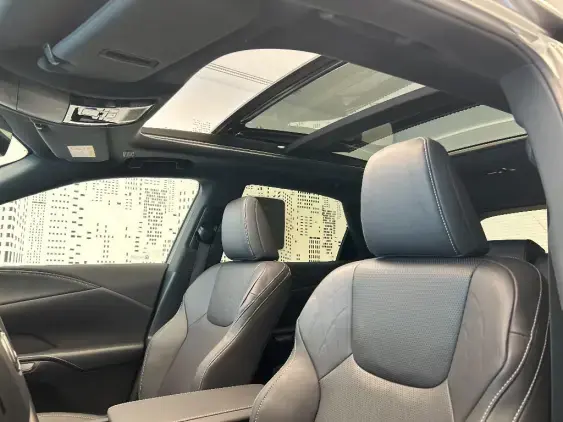 LEXUS RX V - voiture d'occasion - Photo 21