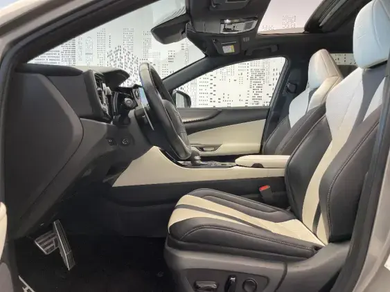 LEXUS NX II - voiture d'occasion - Photo 18