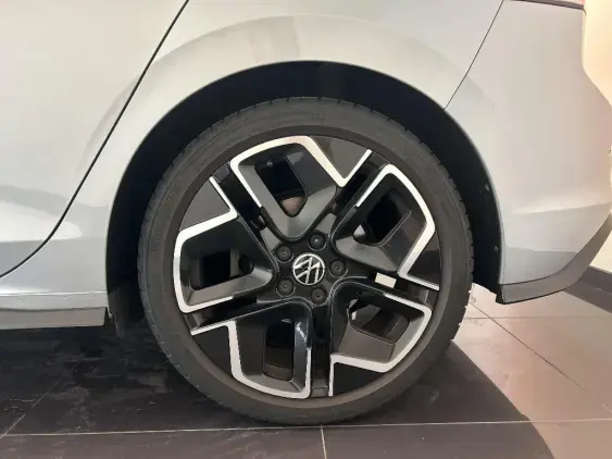 VOLKSWAGEN GOLF VIII - voiture d'occasion - Photo 24