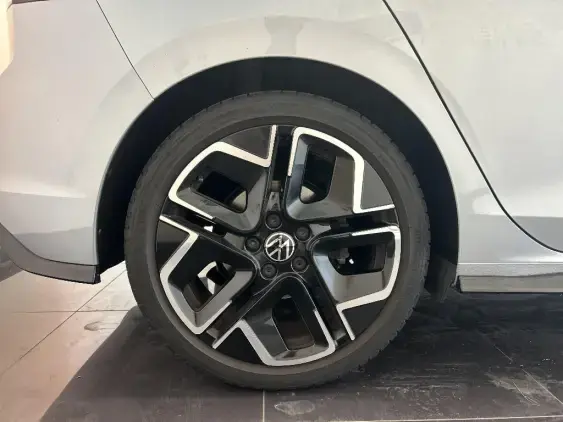 VOLKSWAGEN GOLF VIII - voiture d'occasion - Photo 25