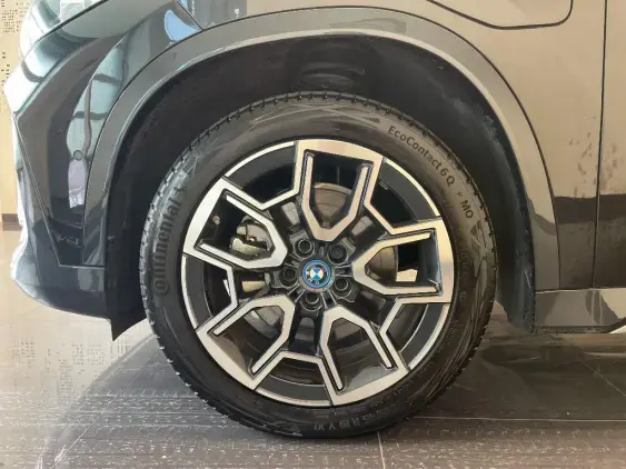 BMW X1 U11 - voiture d'occasion - Photo 22