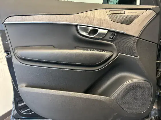 VOLVO XC90 II - voiture d'occasion - Photo 19