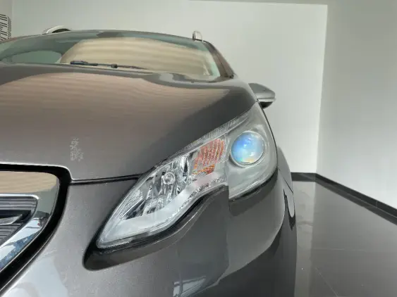 PEUGEOT 2008 - voiture d'occasion - Photo 22