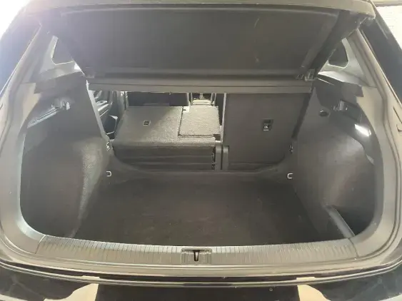 VOLKSWAGEN TIGUAN II - voiture d'occasion - Photo 16