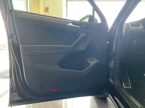 VOLKSWAGEN TIGUAN II - voiture d'occasion - Photo 19