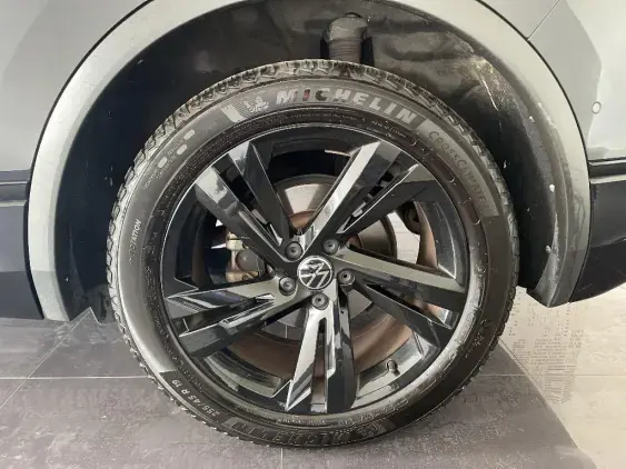 VOLKSWAGEN TIGUAN II - voiture d'occasion - Photo 24