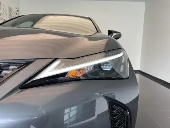 LEXUS UX - voiture d'occasion - Photo 21