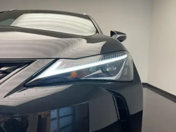 LEXUS UX - voiture d'occasion - Photo 21