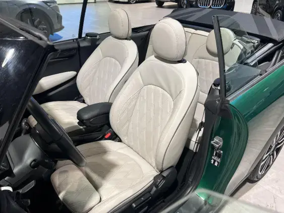 MINI CABRIO III - voiture d'occasion - Photo 17