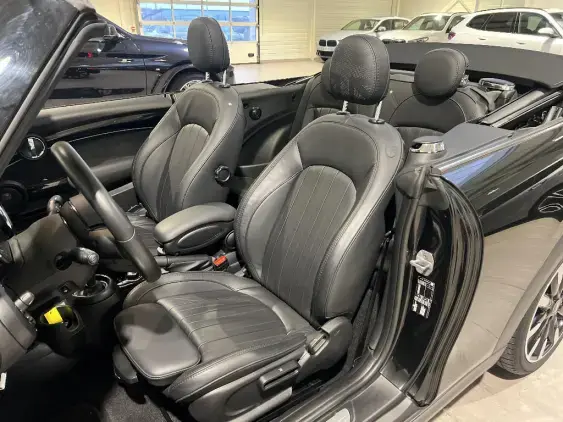 MINI CABRIO III - voiture d'occasion - Photo 17