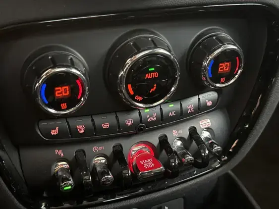 MINI CLUBMAN II - voiture d'occasion - Photo 17