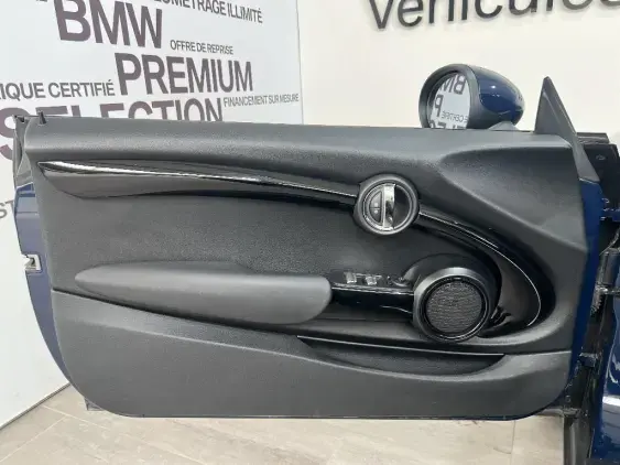 MINI CABRIOLET F57 LCI - voiture d'occasion - Photo 19