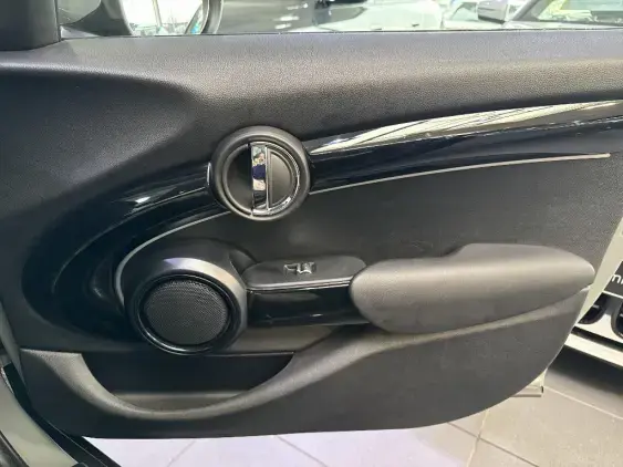 MINI MINI 5 PORTES III - voiture d'occasion - Photo 19