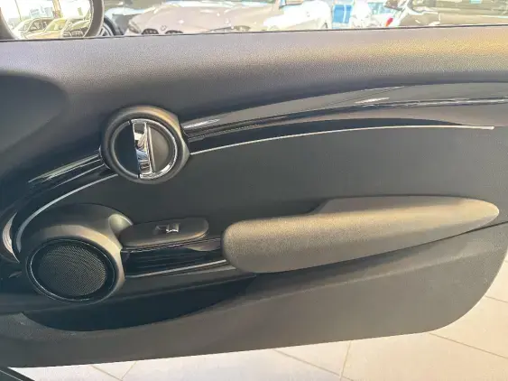 MINI MINI III - voiture d'occasion - Photo 19