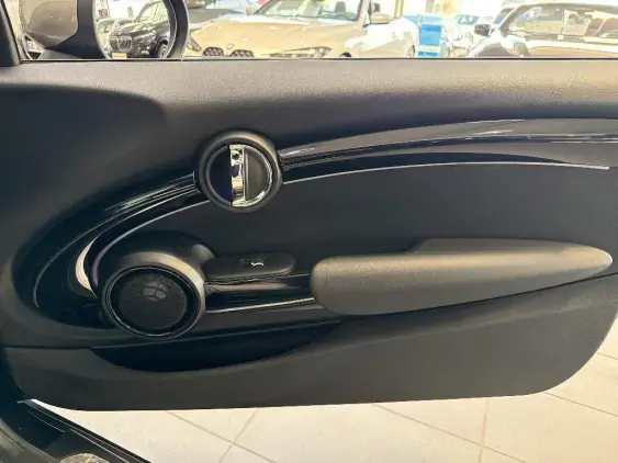 MINI MINI III - voiture d'occasion - Photo 19