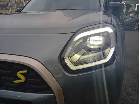 MINI COUNTRYMAN ELECTRIC U25 - voiture d'occasion - Photo 18